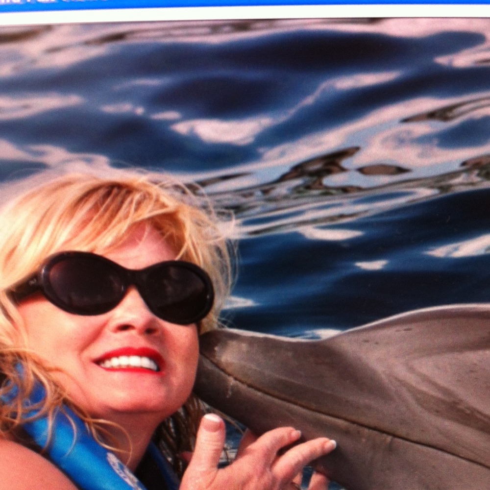 Meet your Posher, Sharon